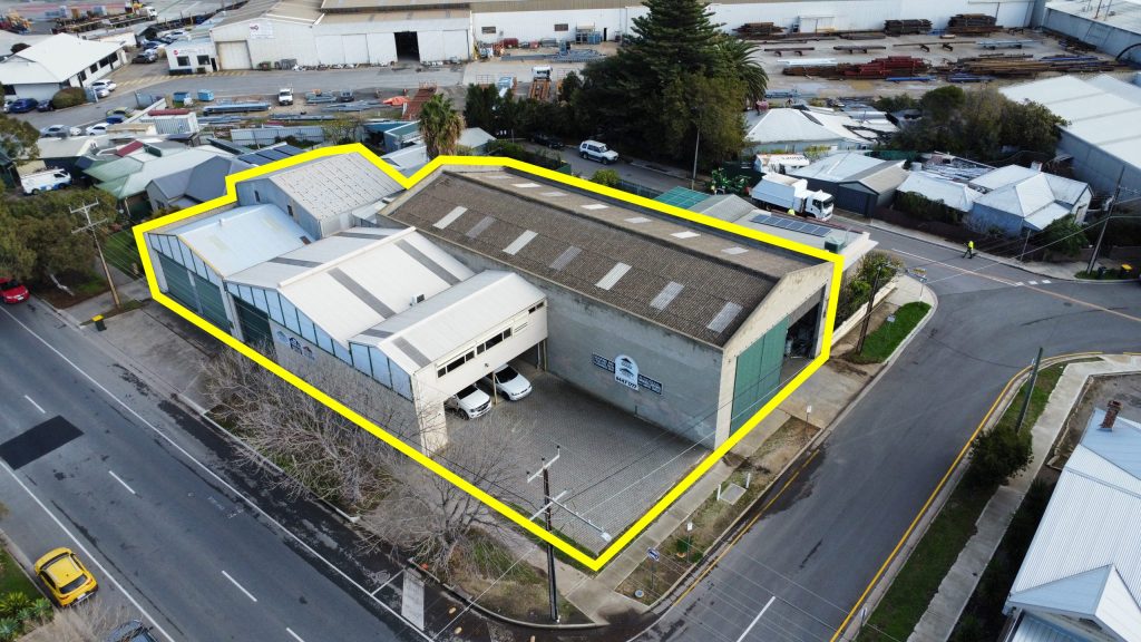 Flexible Port Adelaide warehouse/ factory going to auction